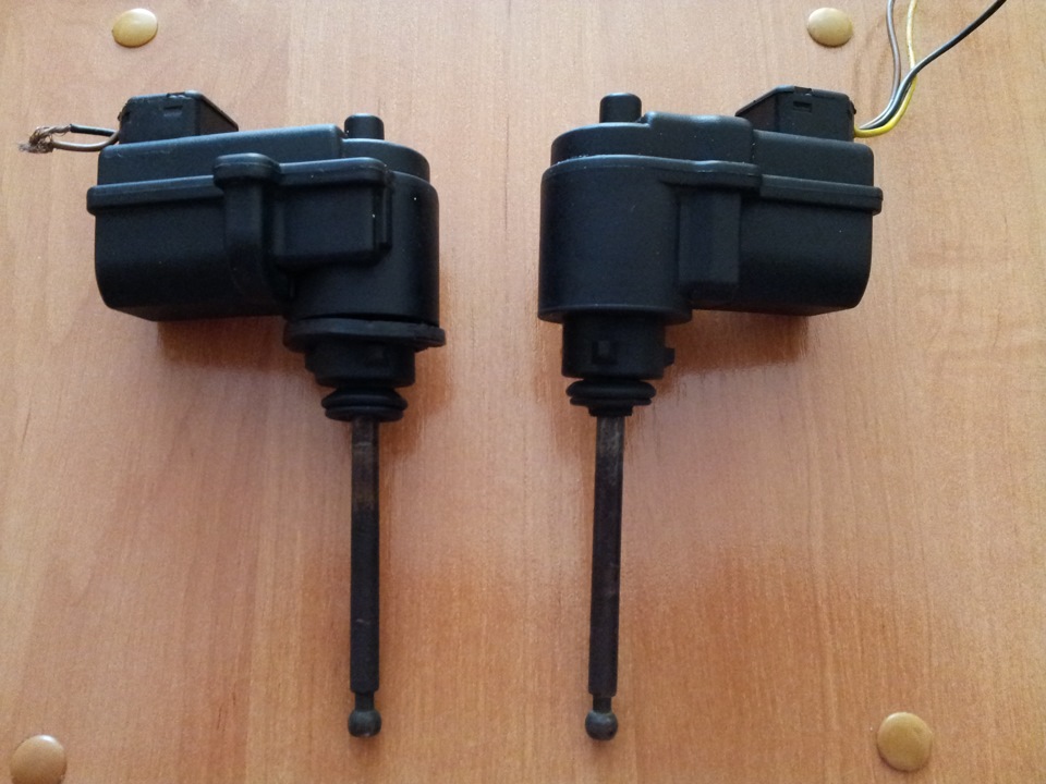 Коректори фар BMW E34. 2