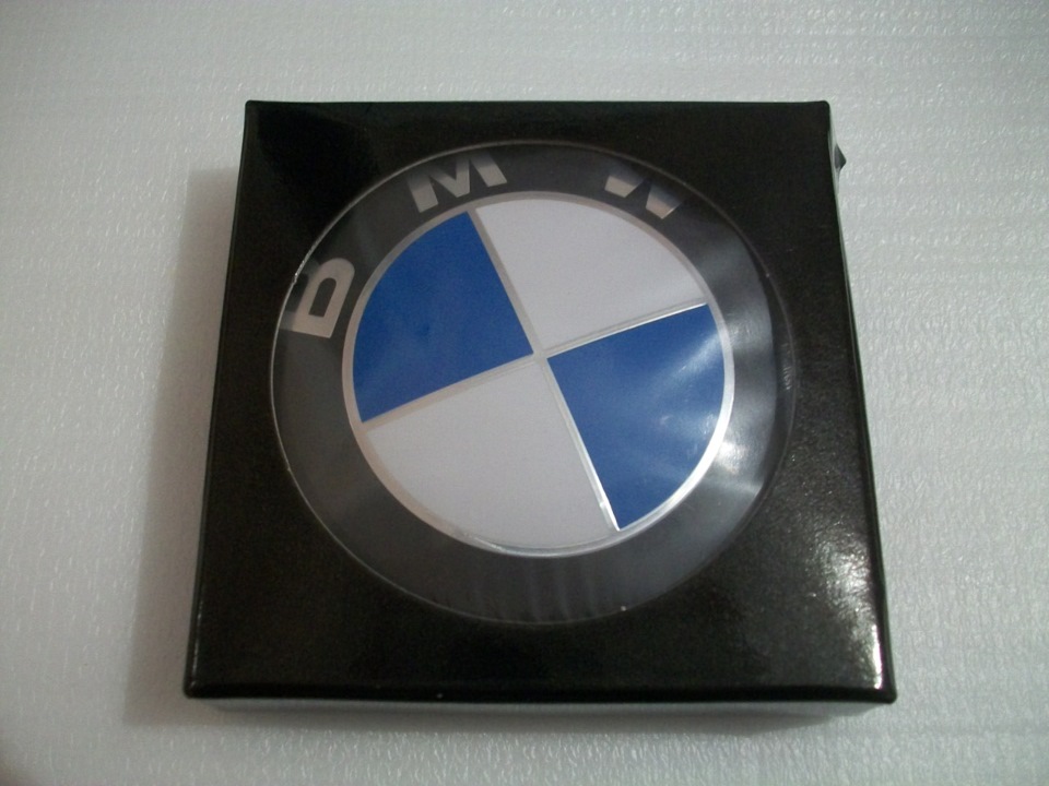 Значок BMW. 1