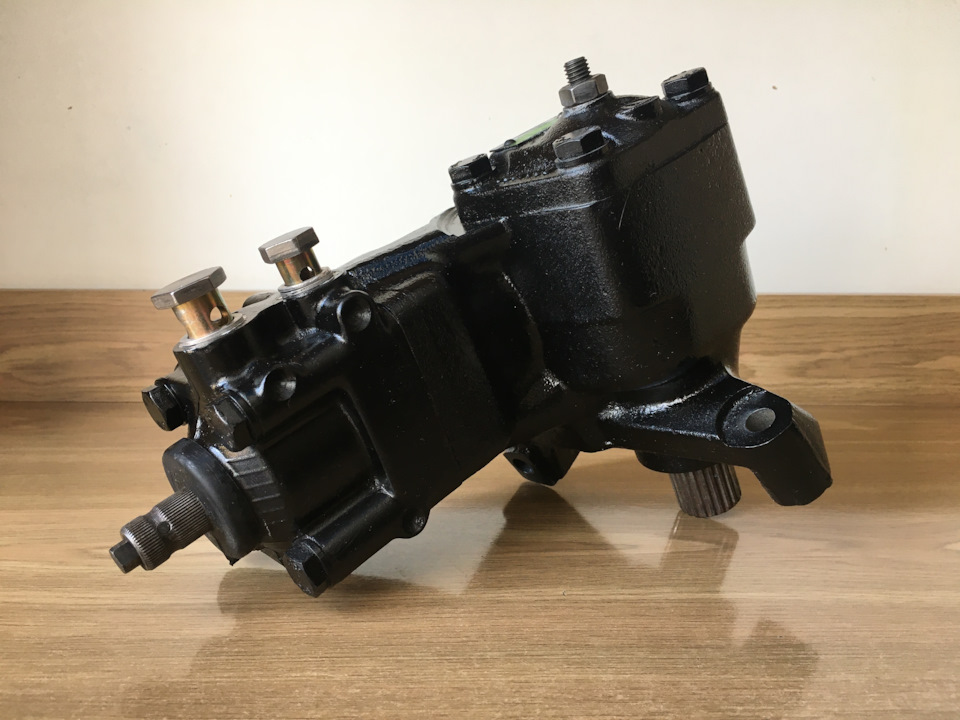 Обновив кермовий редуктор BMW E34 M50B25TU 5