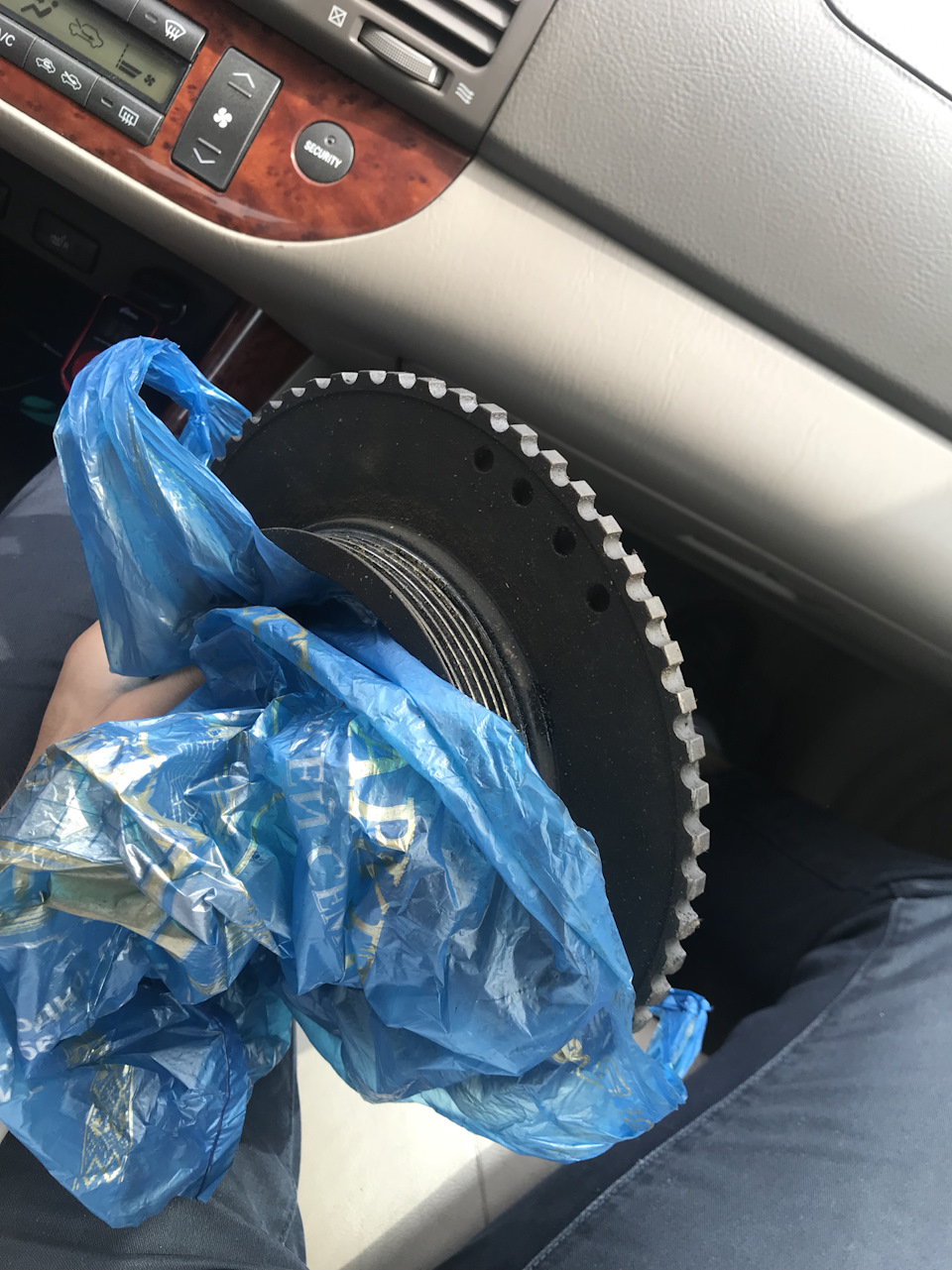 Шків колінвалу 3