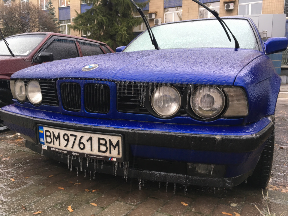 Оригінальні ковпаки на R15 колеса BMW E34 5