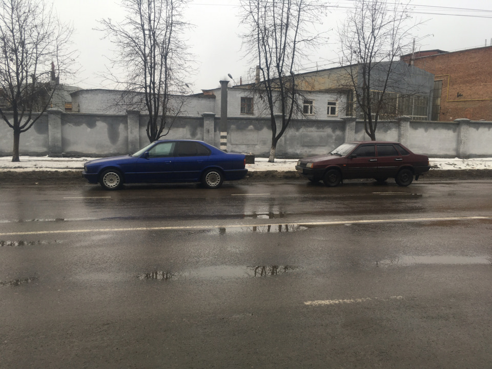 Оригінальні ковпаки на R15 колеса BMW E34 4