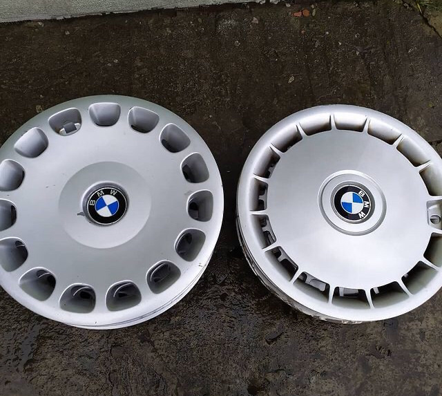 Оригінальні ковпаки на R15 колеса BMW E34 1