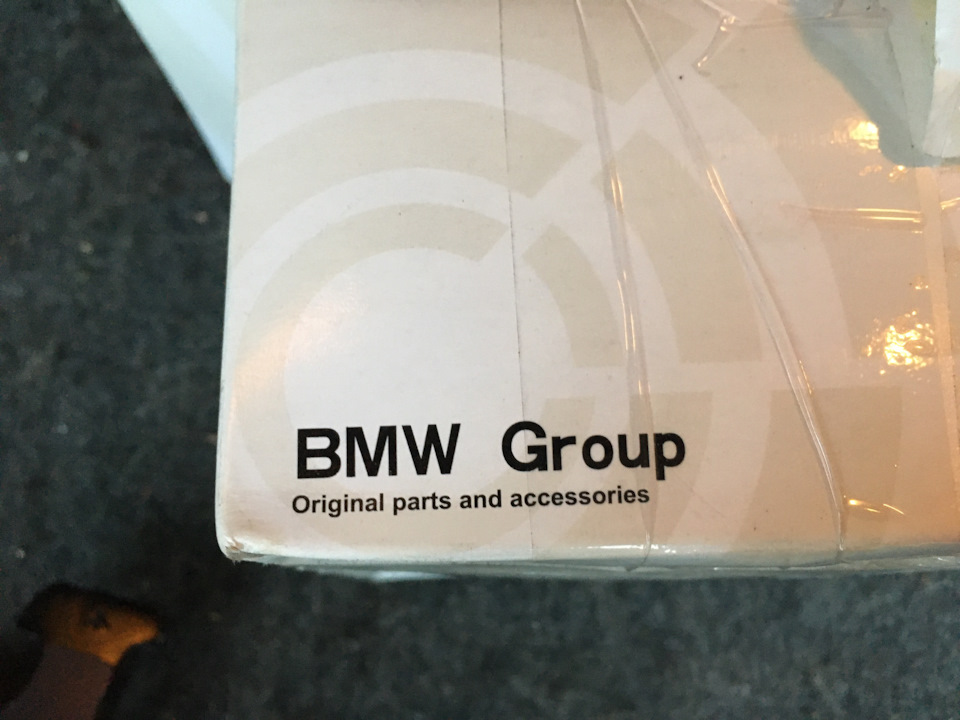 Передні гальмівні колодки від Е39 до Е34, ревізія колодок ручника на BMW E34 2