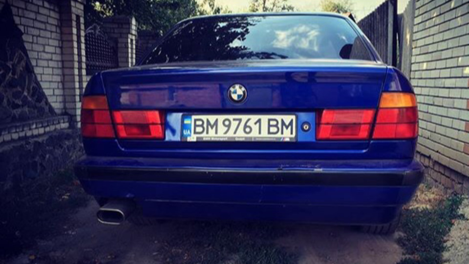 Переоформлення автомобіля BMW E34 3
