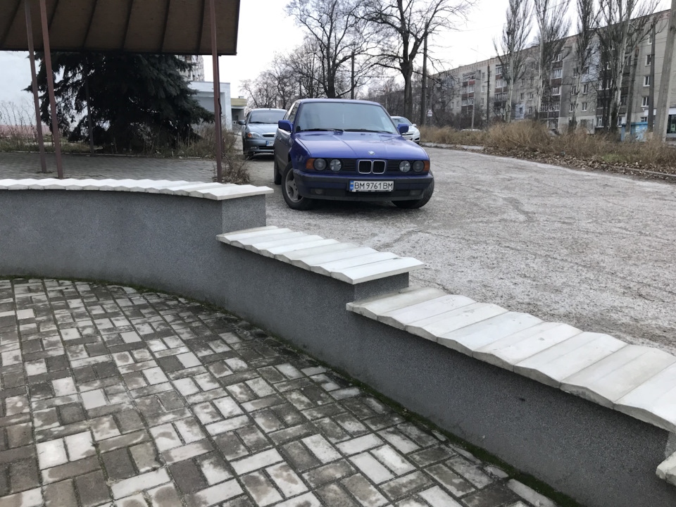 Попрощався зі своєю BMW E34 2