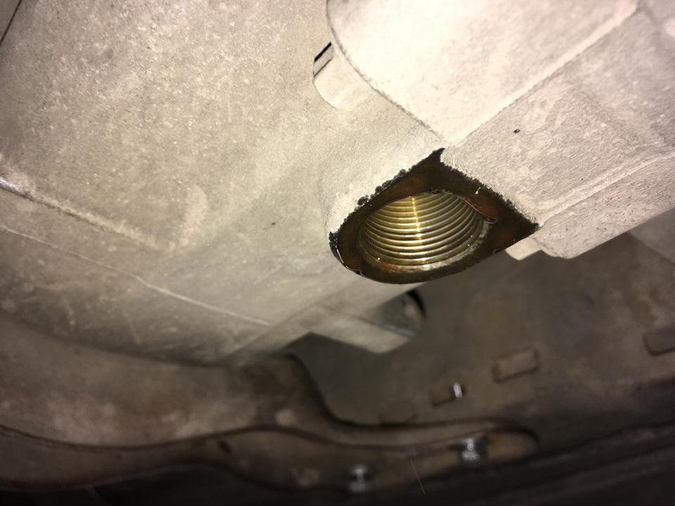 Заміна мастила в кпп ZF 310Z BMW E34 3