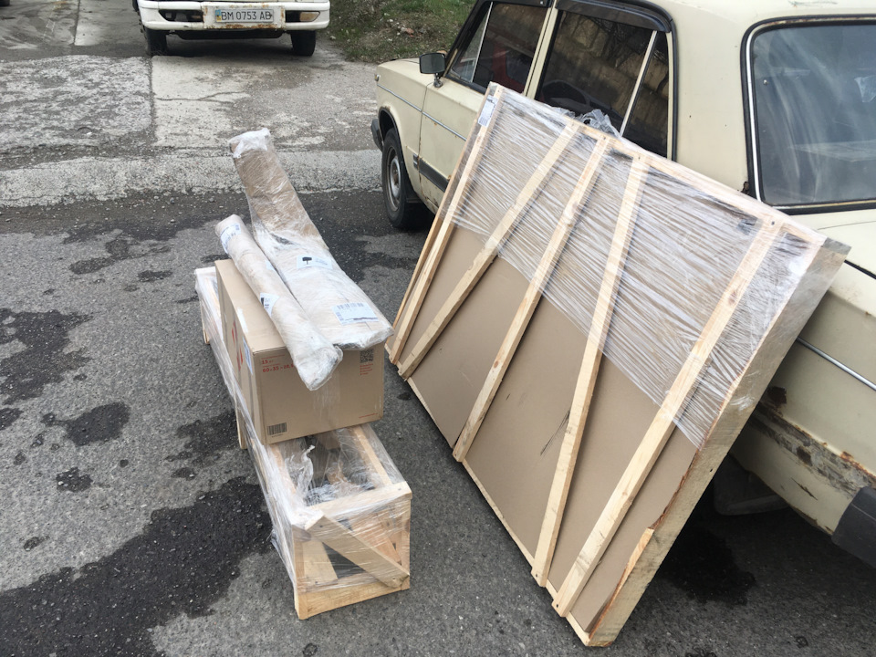 Звукоізоляція капота BMW E34 2