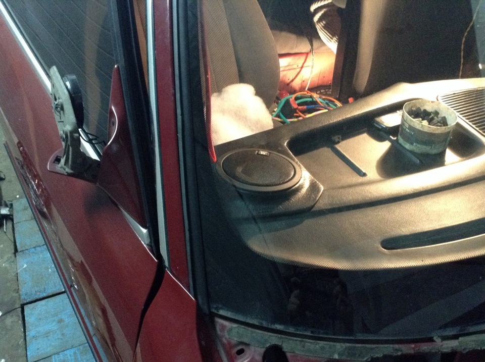 Подіум під рах у bmw e34 3