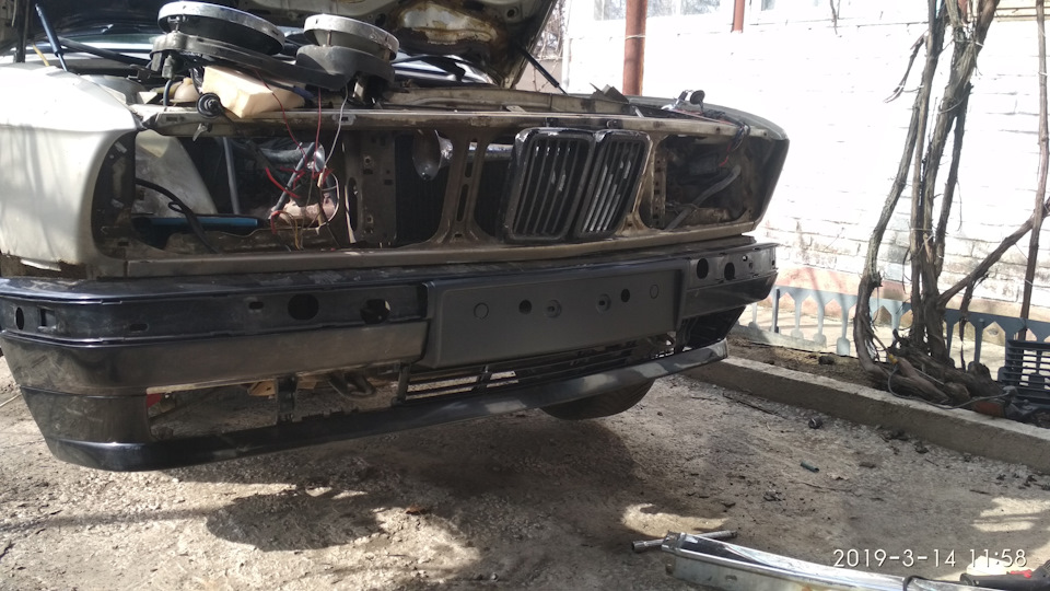 Бампер E34 1