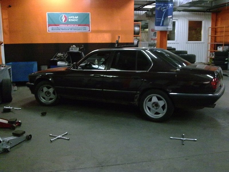 ПРОДАНА e32 730i 1
