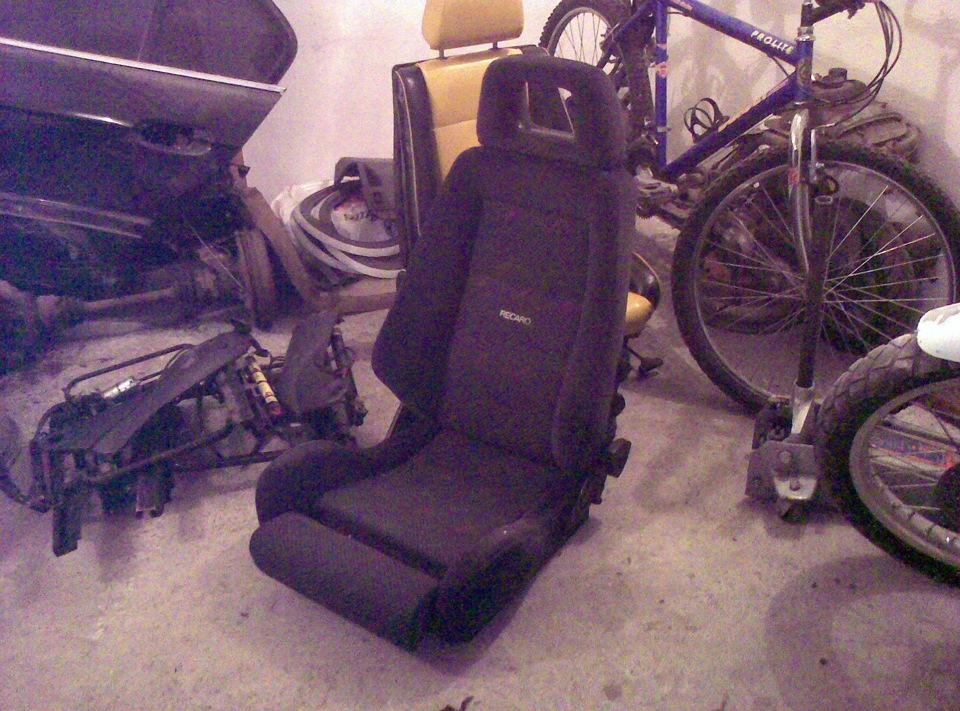 Сидіння RECARO 1