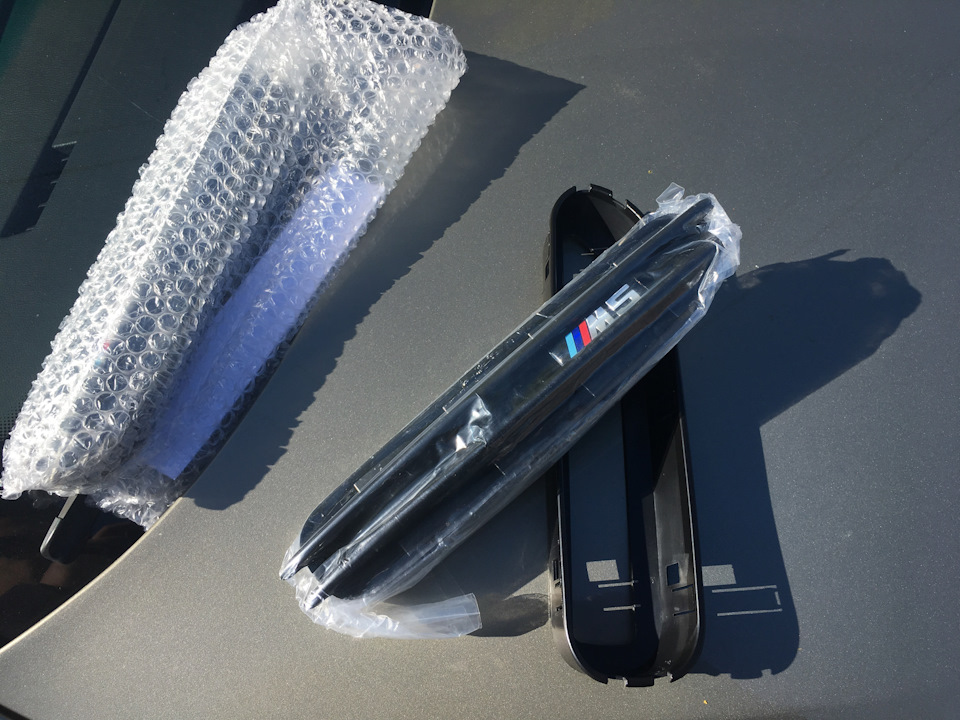 M5 side fenders (зябра в крила) 4