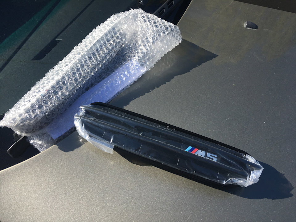 M5 side fenders (зябра в крила) 1