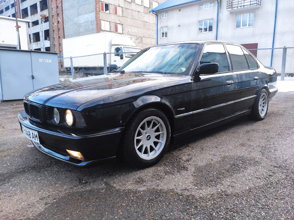 Фото на зимовому сетапі диски Hartge r15 3