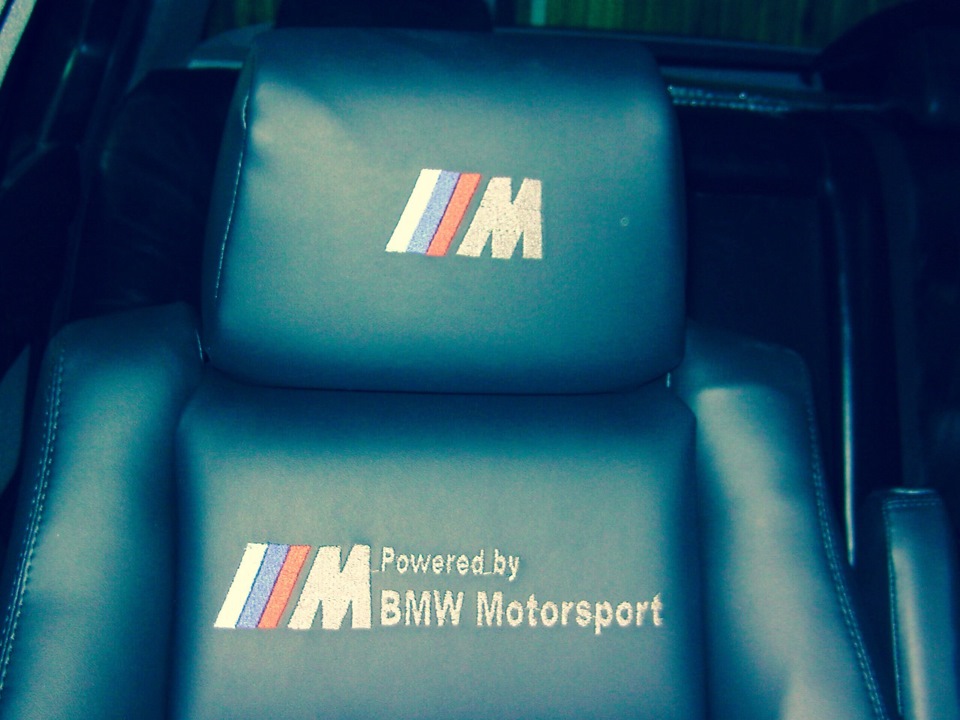 Встановив сидіння Motorsport 1