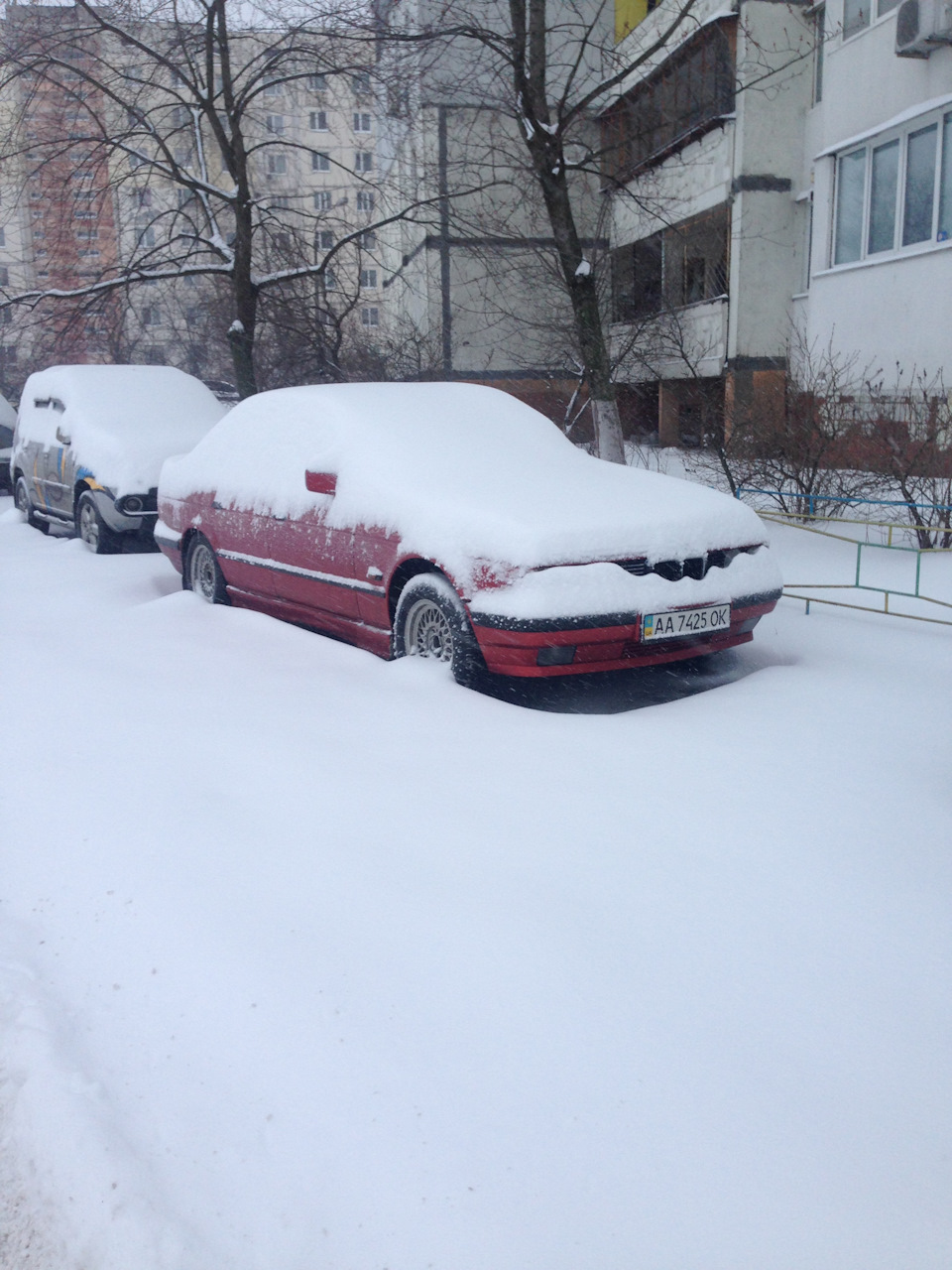 БМВ та сніг 2 :) 5