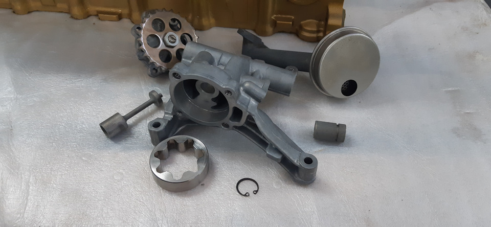 Масляний насос m50b25 3