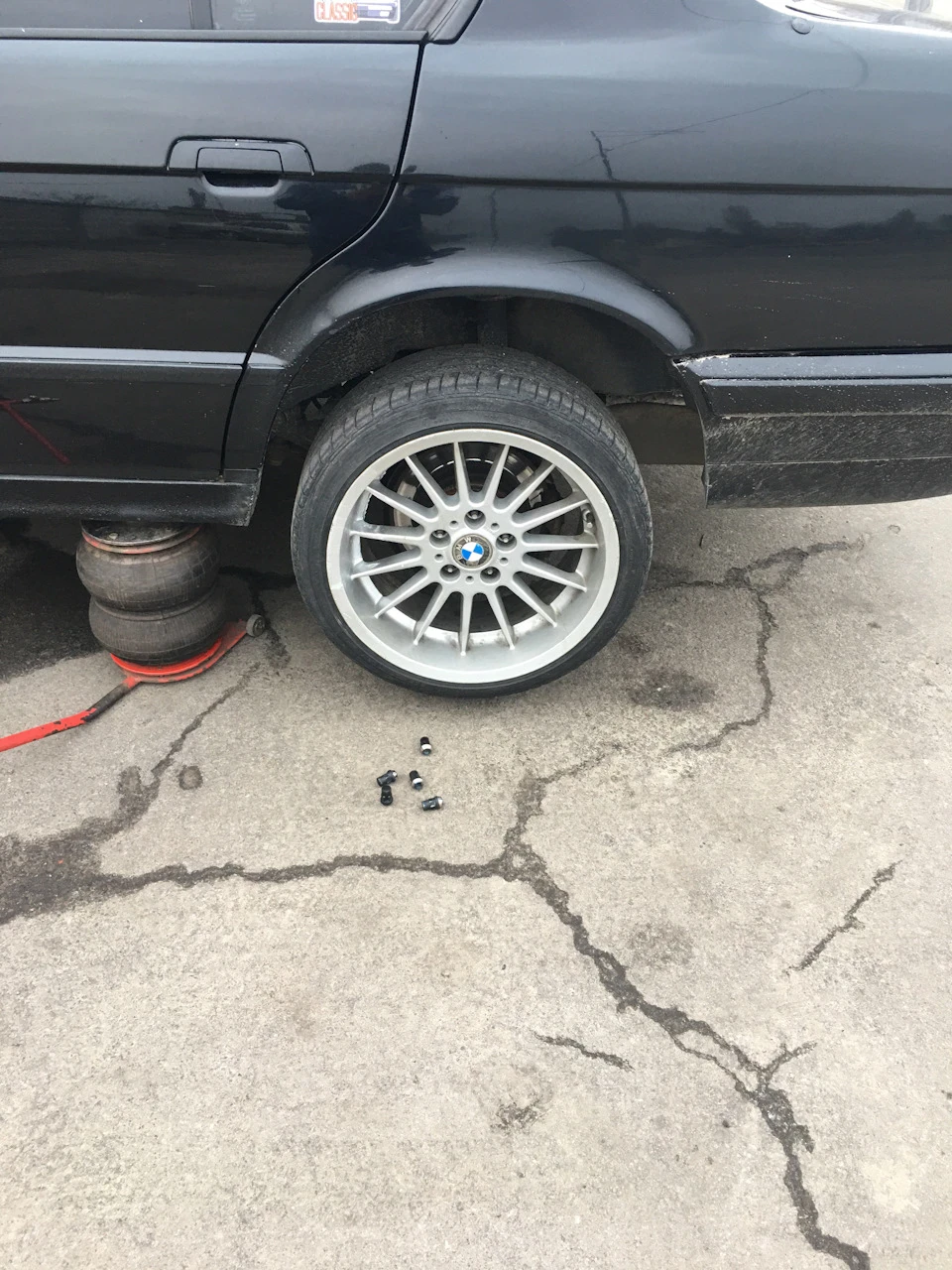 Гума 235/45 R18
