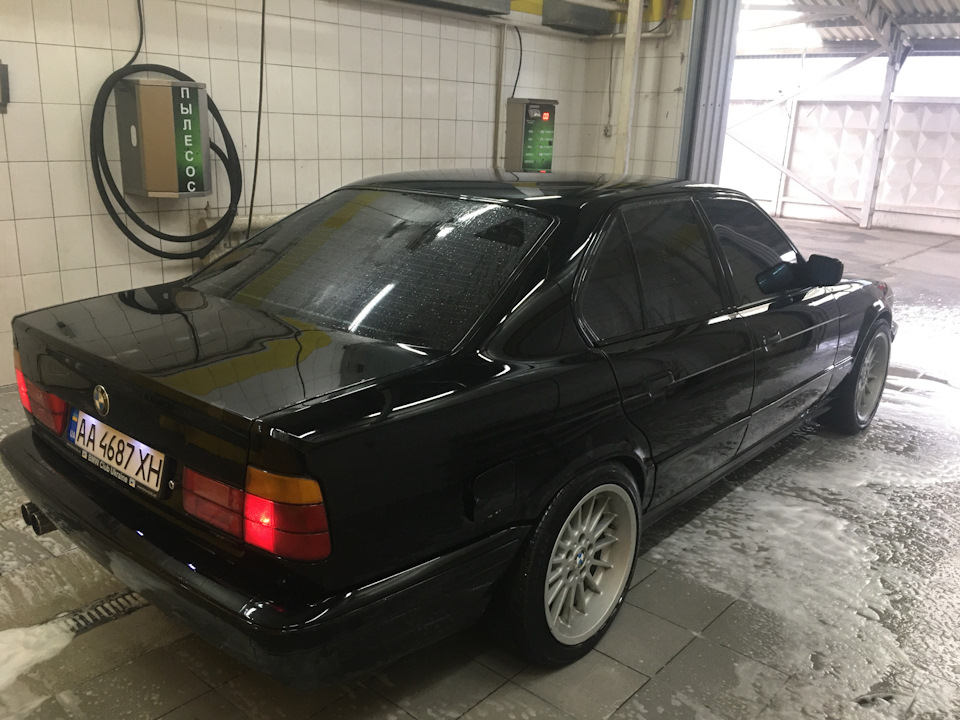 Гума 235/45 R18 3