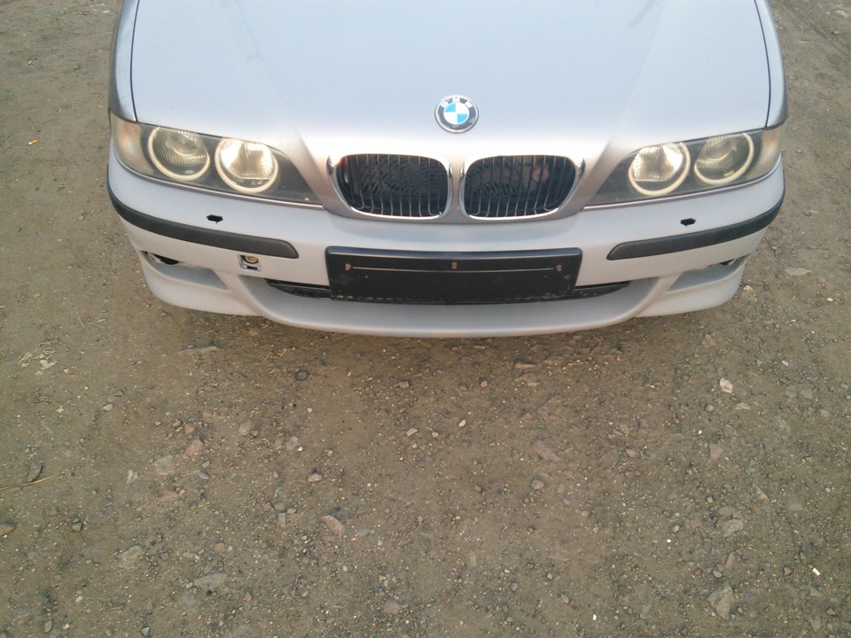 M/// Бампер 5
