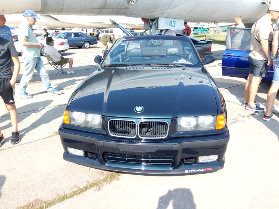 Old Car Land 2