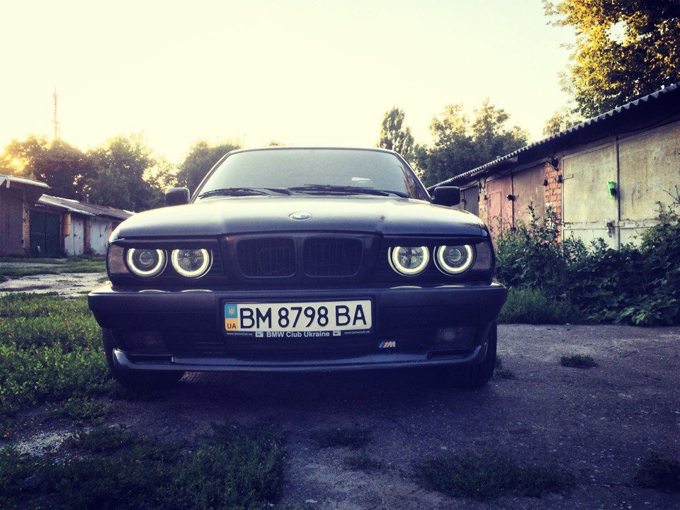 Зняття хрому + фарбування ніздрів на BMW e34 1