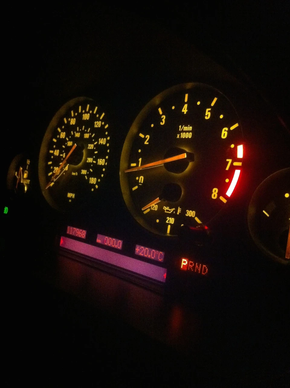 ///M CLUSTER ODOMETER GAUGES SPEEDOMETER