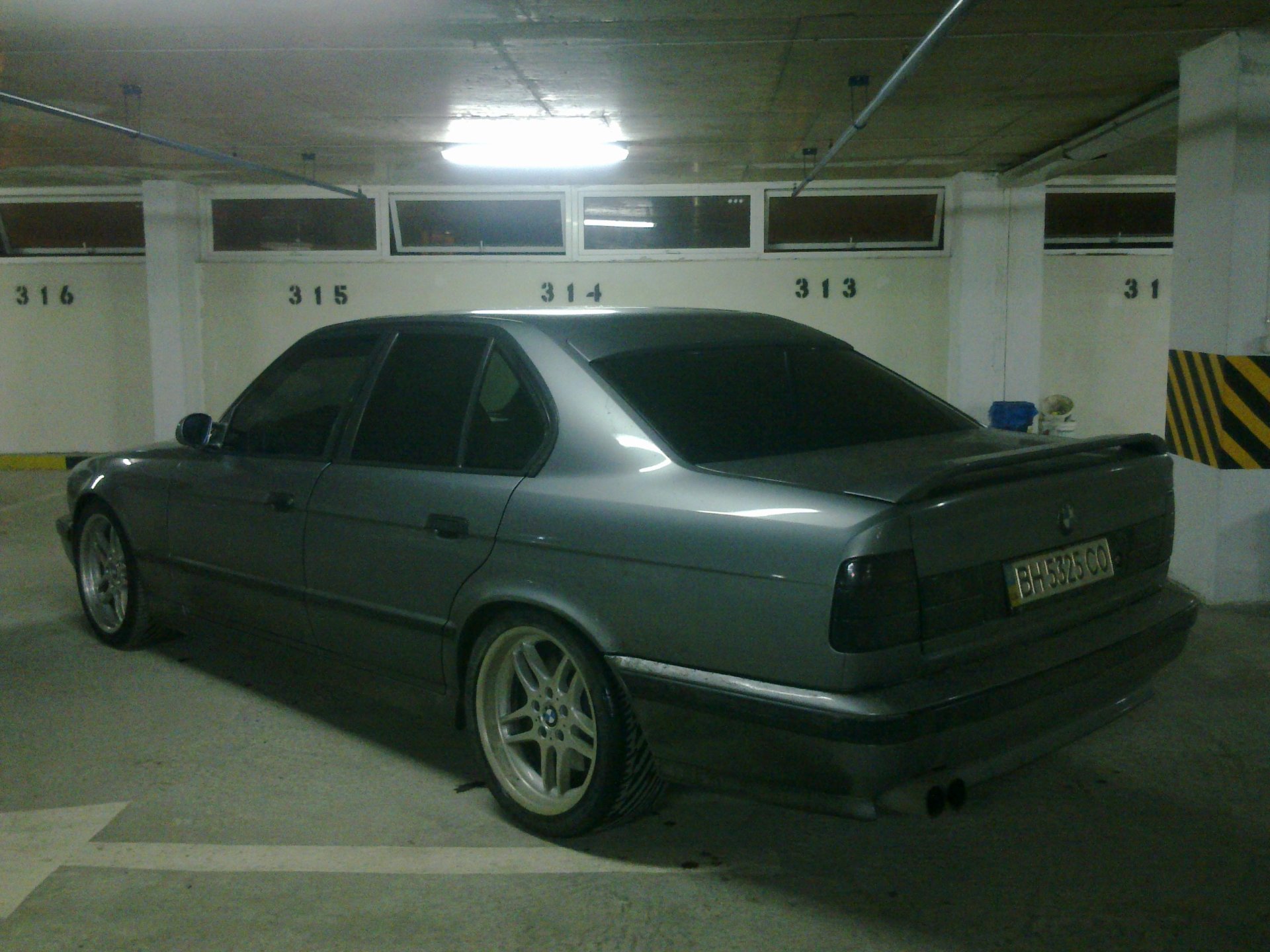 Диски R18 37 стиль М-паралель 4