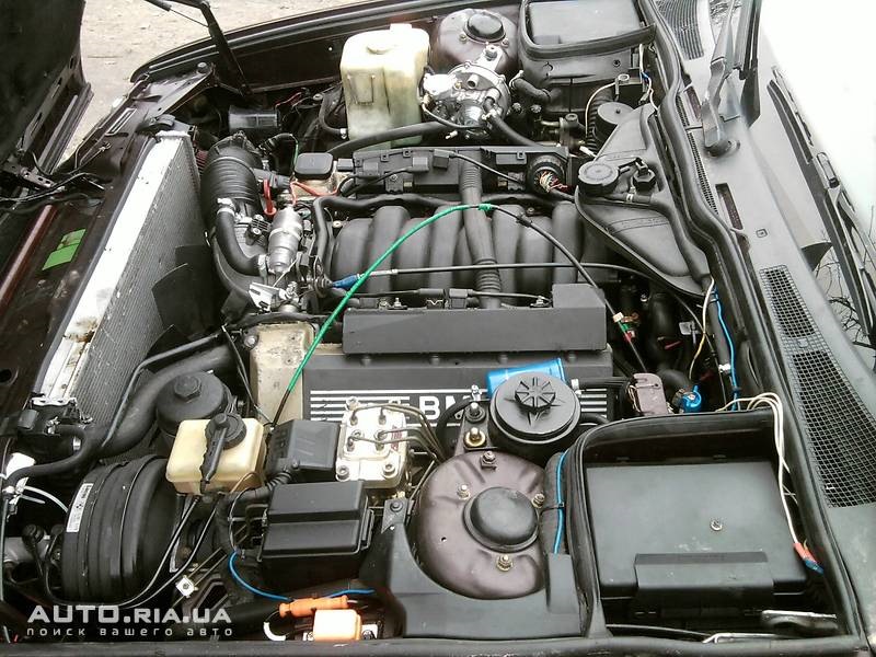 Продам 2 мотора v8 — m60b40 1