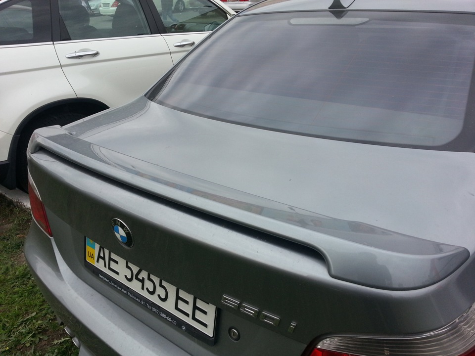 Спойлер задній 1
