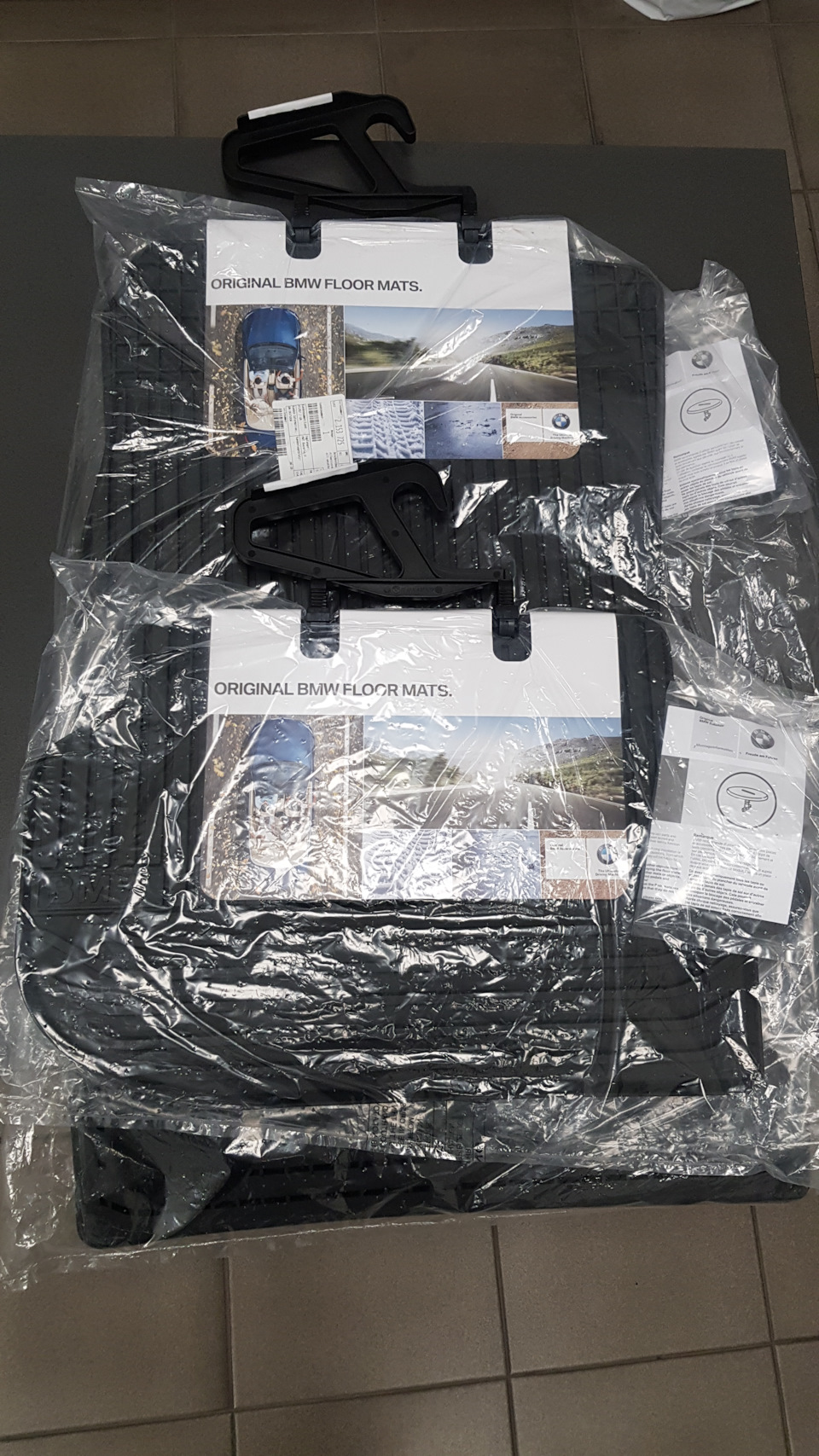 Нові килими та інші запчастини OEM 1