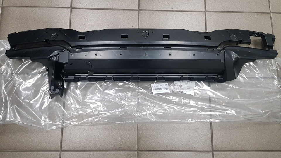 OEM запчастини та встановлення заднього M5 бампера 1