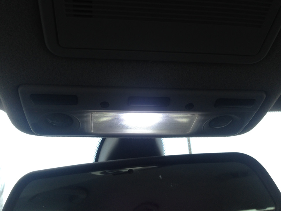LED лампочки салону 2