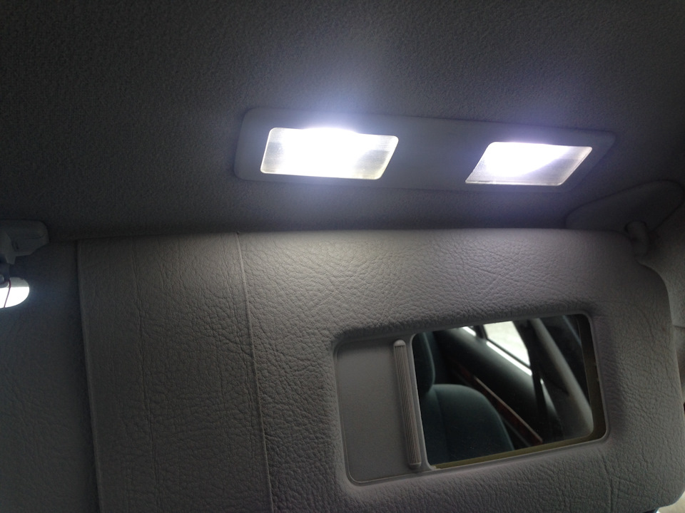 LED лампочки салону 3
