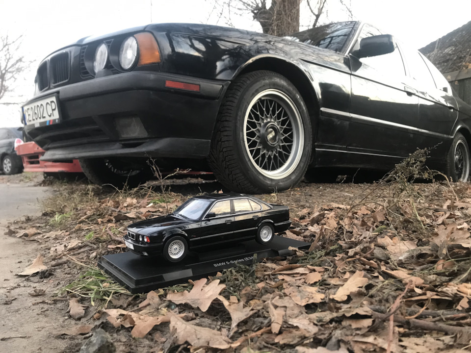 Масштабна модель 540i 5