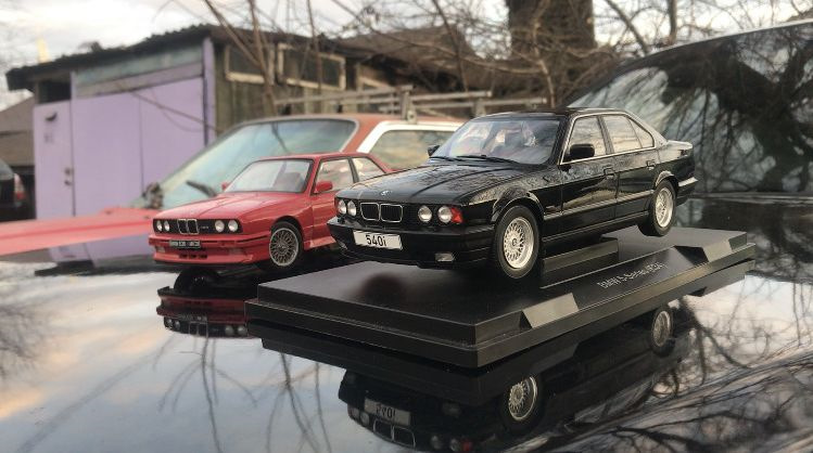 Масштабна модель 540i 1
