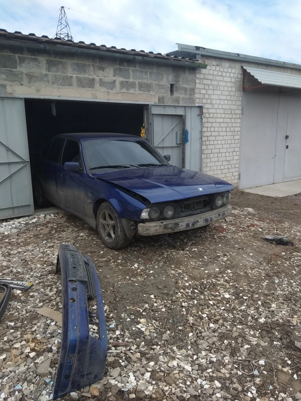 Ремонт переднього бампера BMW e34