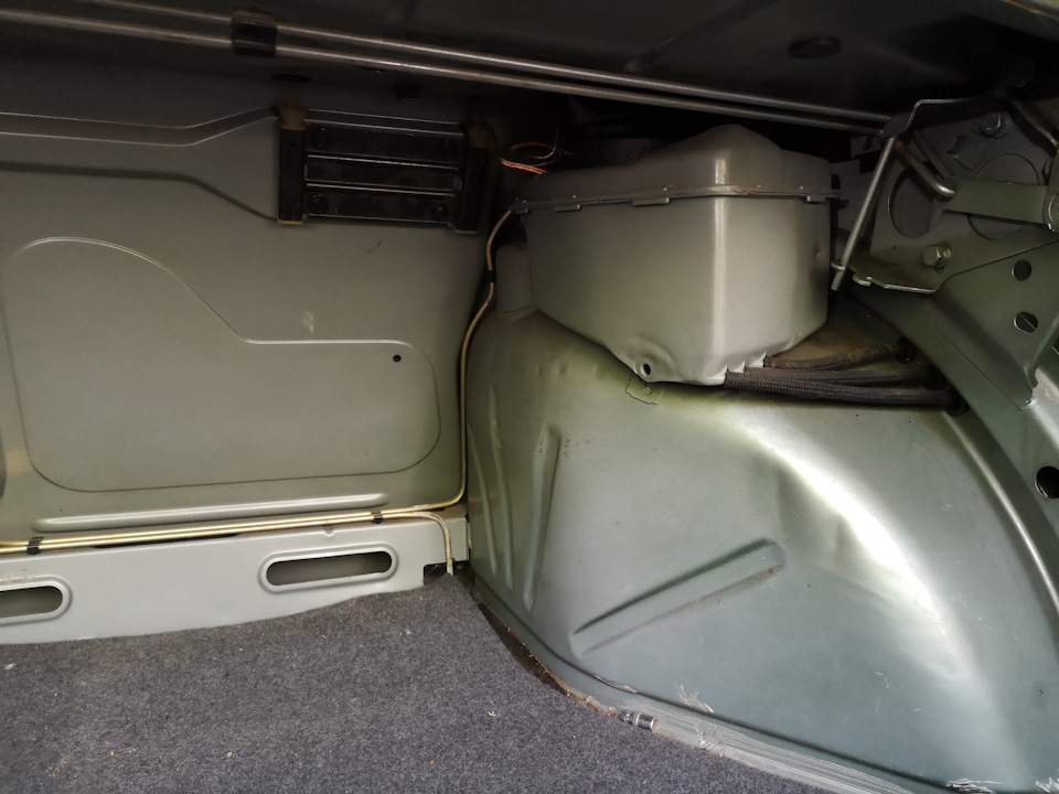 Задні підголівники 3