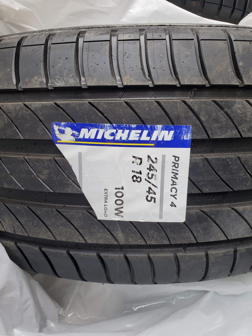 245/45 R18 Michelin Primacy 4 1