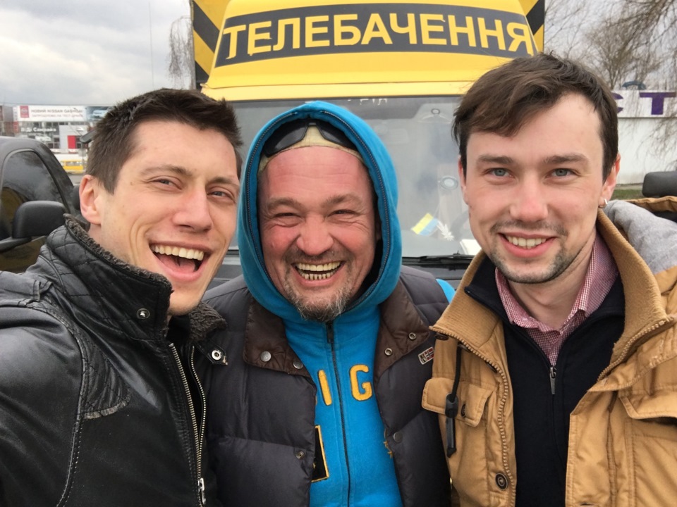 Ніштяки: Шкіряна центральна консоль/борода Е39 2