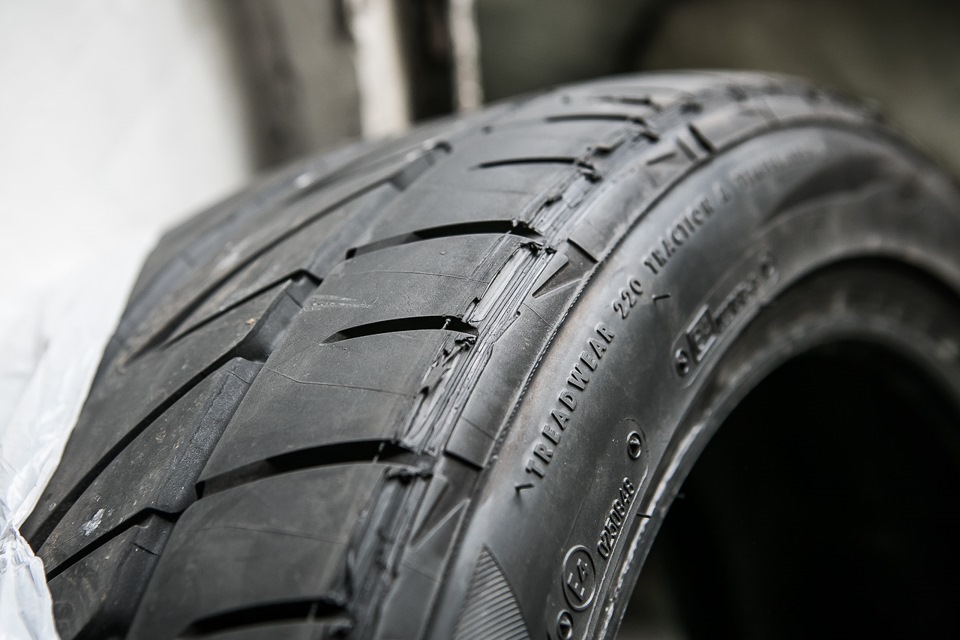 Продам літню гуму R17, шлейф, рульову колонку 5