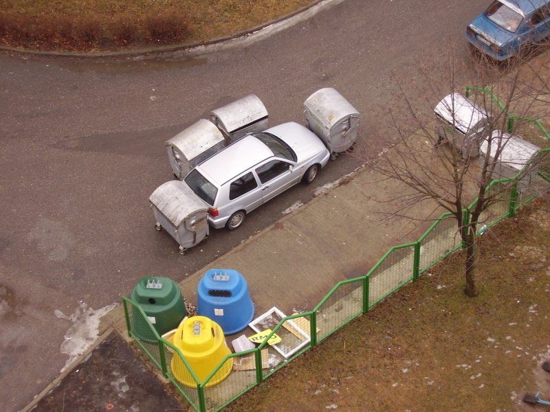 Розбили заднє скло виродки… 3