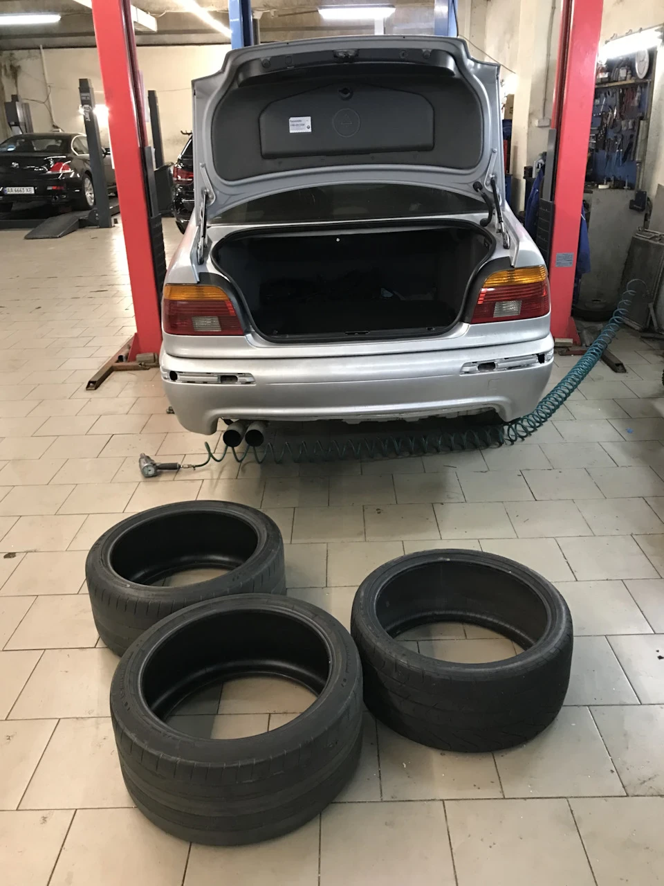 #49 Електро вентилятор E70 та downpipe