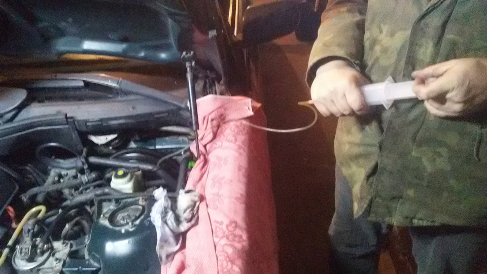 Вода в гальмівному вакуумі 2