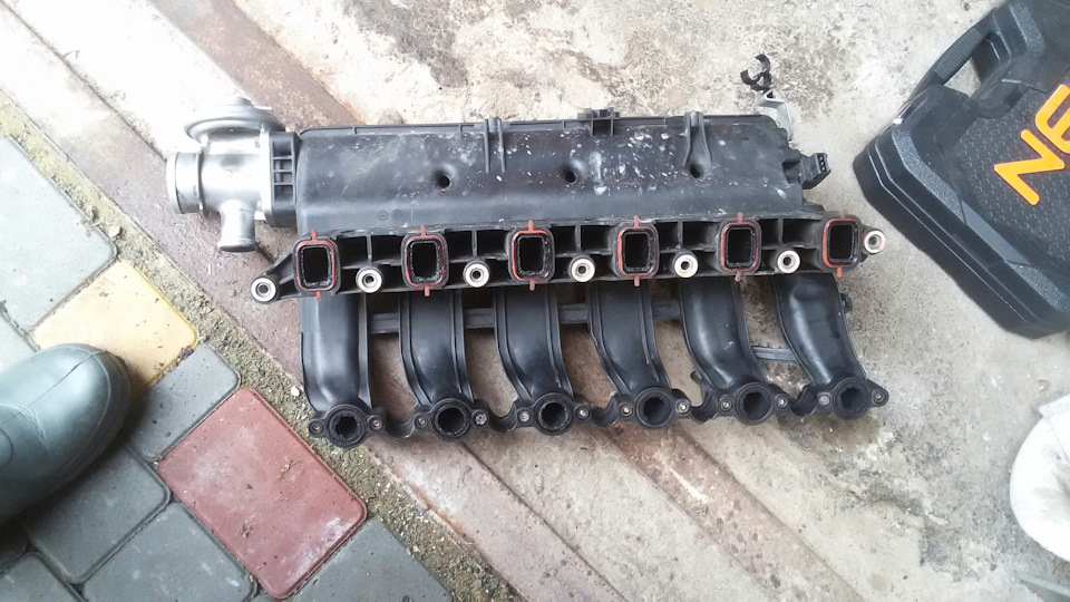 Впускний колектор m57 4