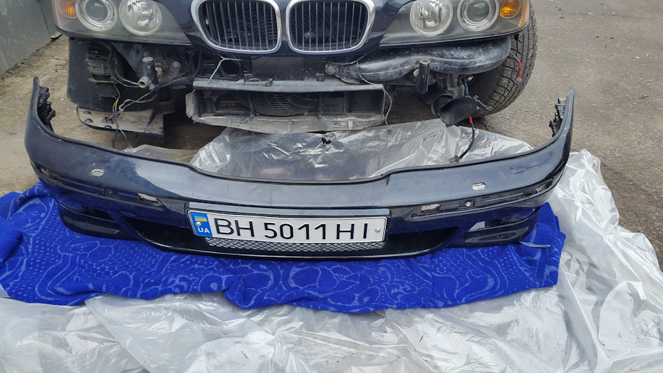 Полірнув восковим полеролем. Усанівка M-бампера, 1