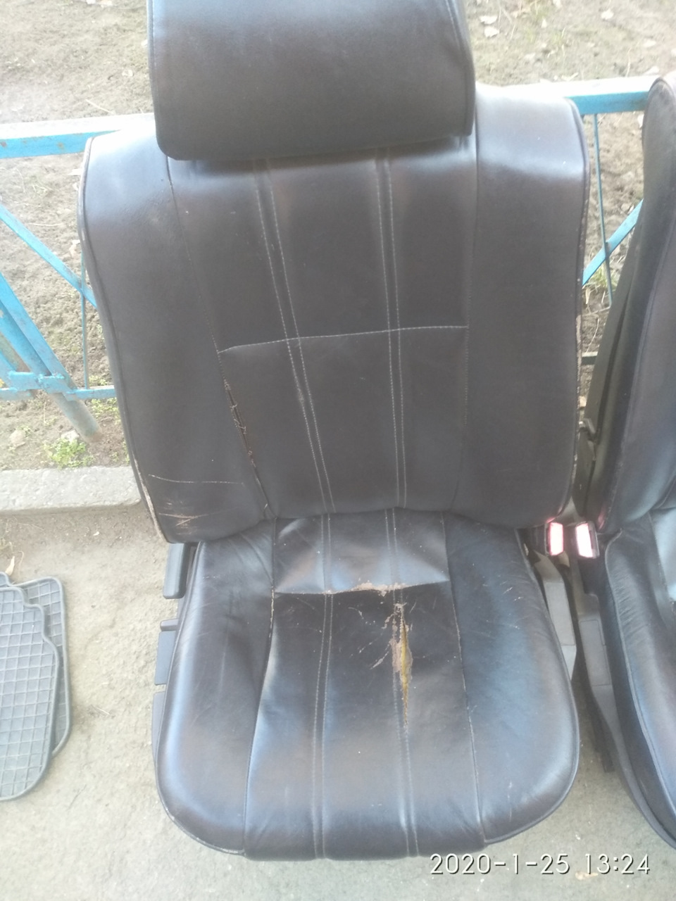 Залишок запчастин від салону е34 3