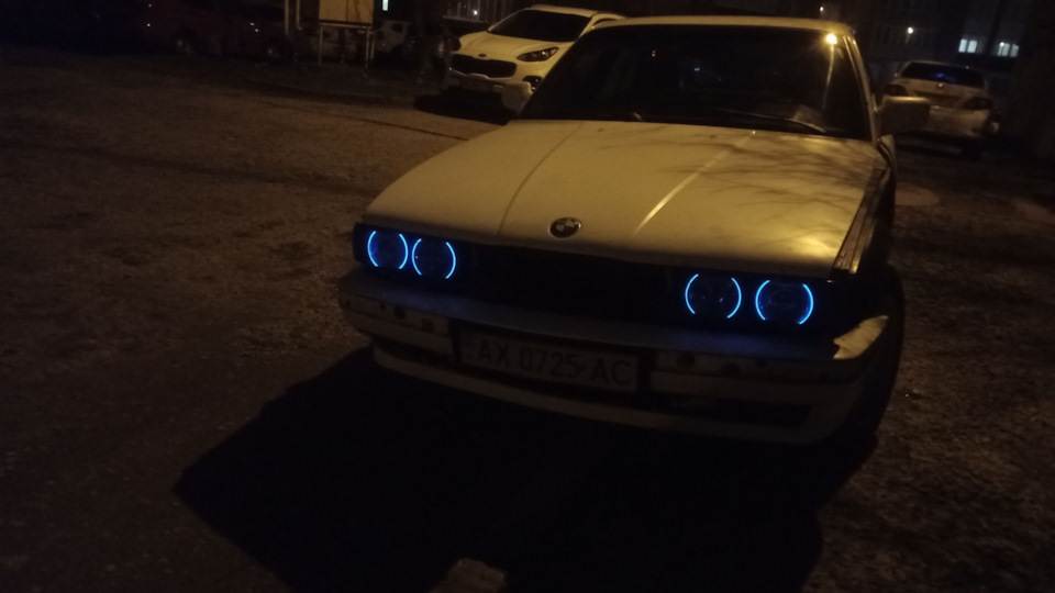 Поставив та приміряв. 1