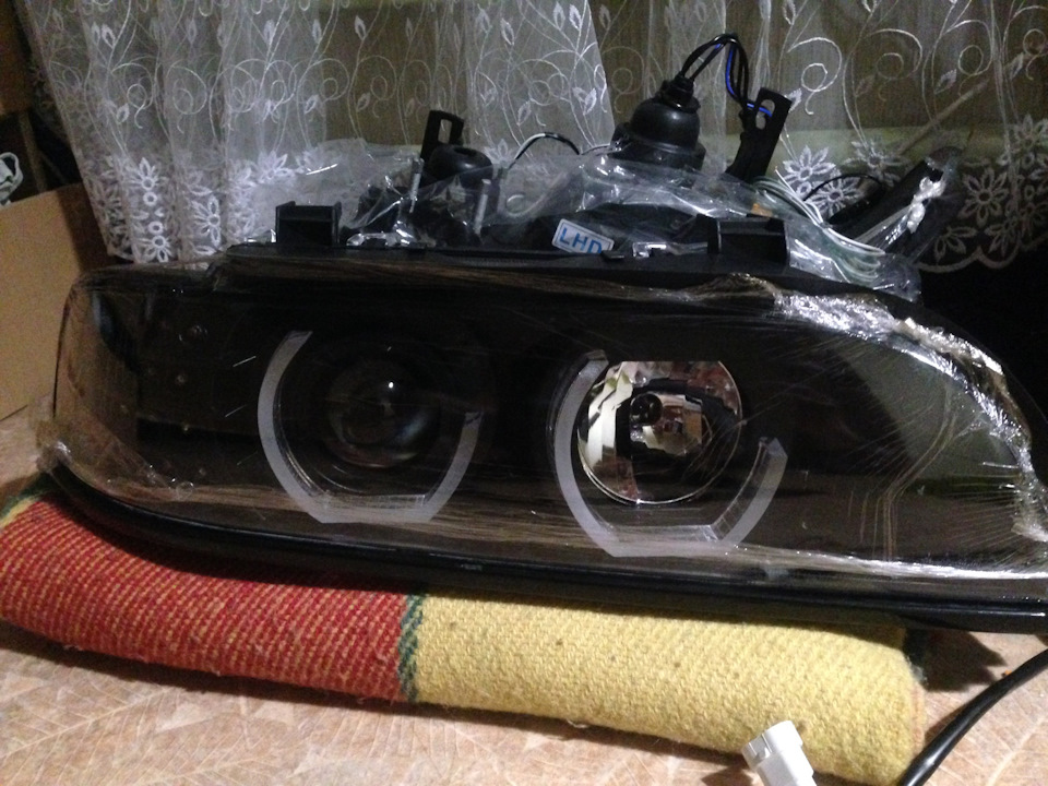 Фари з 3D очками 4